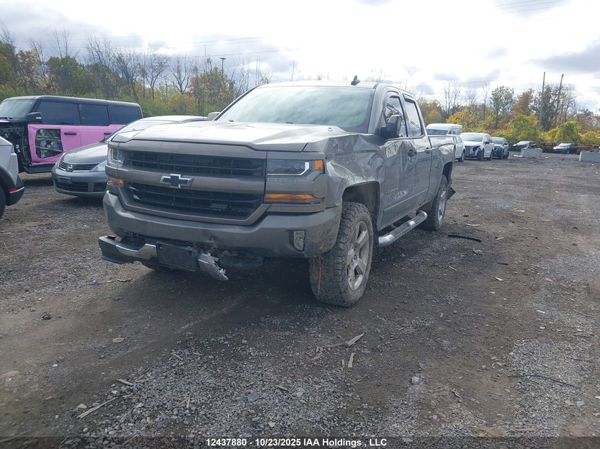 1GCVKREC6HZ250549 2017 CHEVROLET SILVERADO photo no. 2