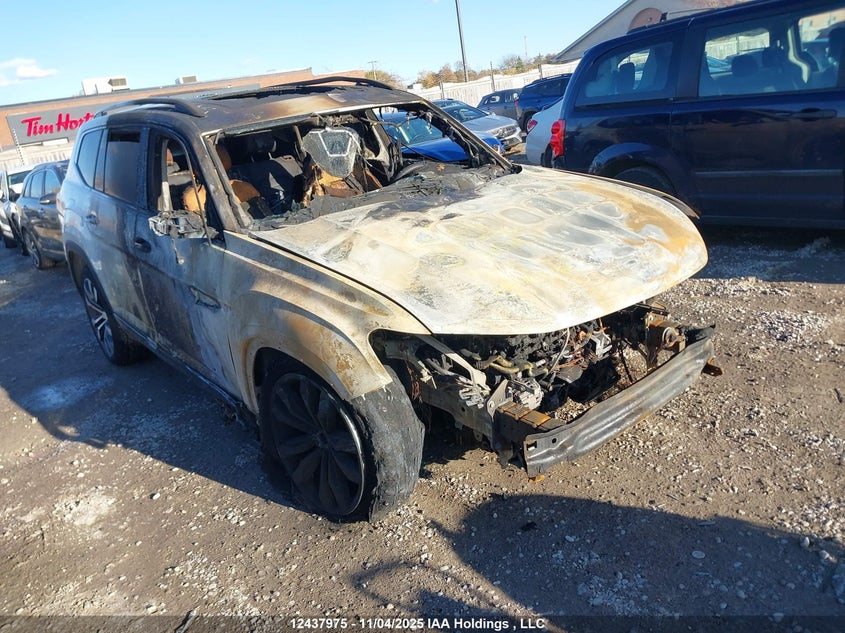 1V2FR2CA0PC555781 2023 Volkswagen Atlas 3.6 Fsi Execline auction photo 1