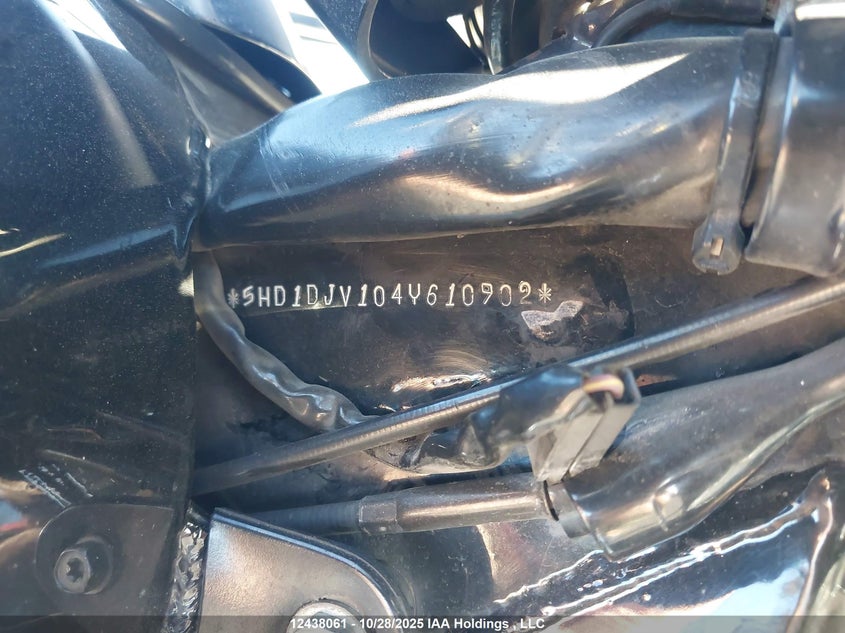 2004 Harley-Davidson Flht Classic VIN: 5HD1DJV104Y610902 Lot: 12438061