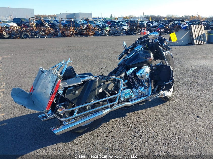 5HD1DJV104Y610902 2004 HARLEY-DAVIDSON ELECTRA GLIDE photo no. 4