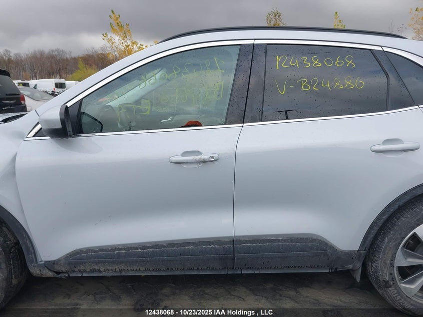 1FMCU9JA0SUB24886 2025 FORD ESCAPE photo no. 15