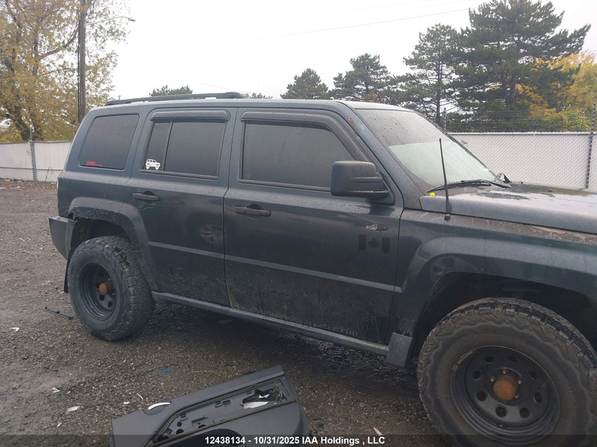 1J8FT28W98D698224 2008 JEEP LIBERTY (PATRIOT) photo no. 14