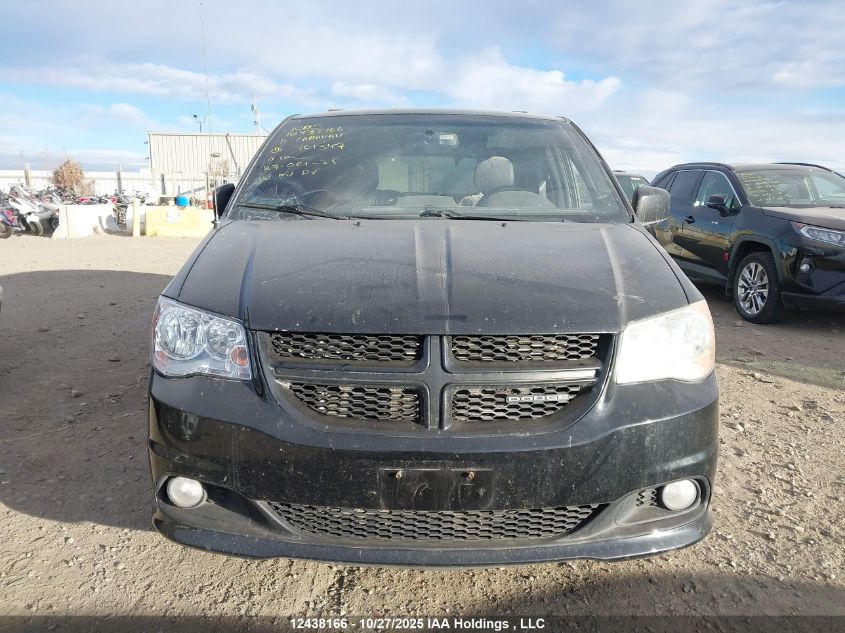 2011 Dodge Grand Caravan R/T VIN: 2D4RN7DG7BR701347 Lot: 12438166
