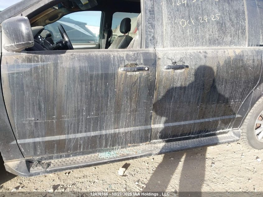 2011 Dodge Grand Caravan R/T VIN: 2D4RN7DG7BR701347 Lot: 12438166