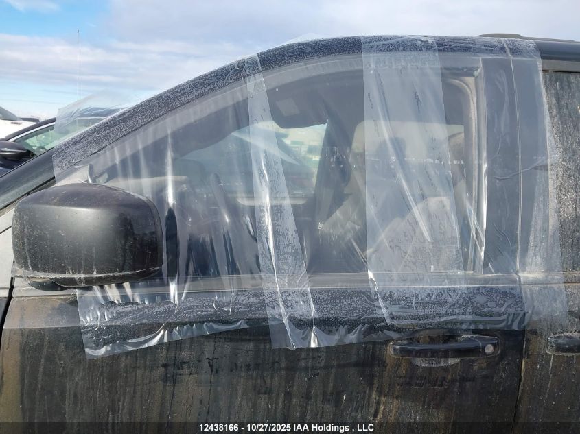 2011 Dodge Grand Caravan R/T VIN: 2D4RN7DG7BR701347 Lot: 12438166