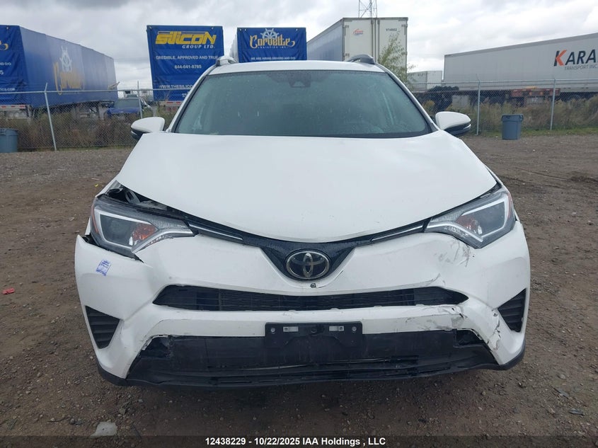 2T3BFREV3JW853568 2018 TOYOTA RAV 4 photo no. 12