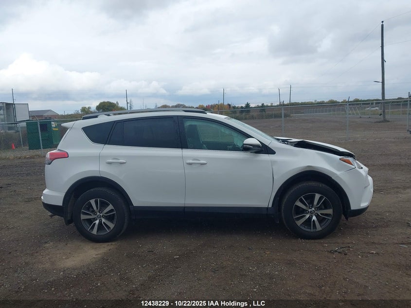 2T3BFREV3JW853568 2018 TOYOTA RAV 4 photo no. 13