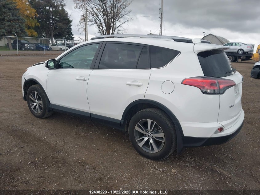 2T3BFREV3JW853568 2018 TOYOTA RAV 4 photo no. 3