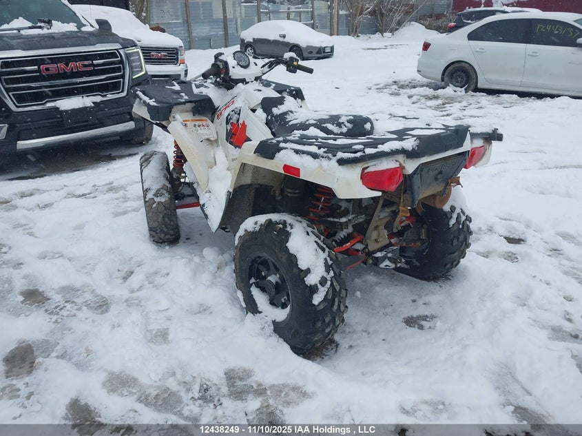 4XASED57XGA589951 2016 POLARIS SPORTSMAN photo no. 3