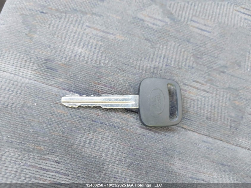2T1BR12E5YC808083 2000 TOYOTA COROLLA photo no. 11