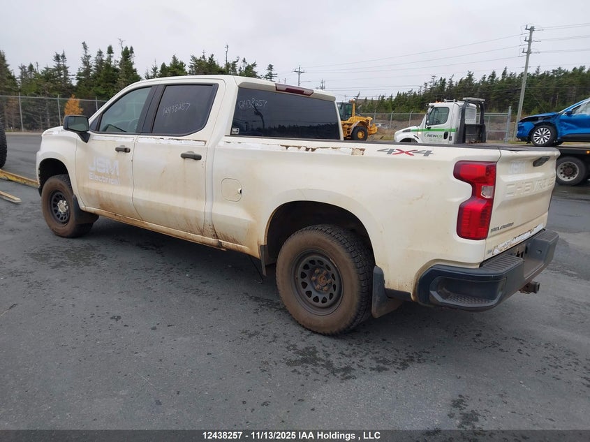 3GCUYAEF2MG117934 2021 CHEVROLET SILVERADO photo no. 3