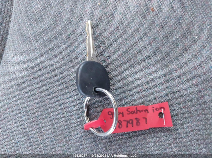 2004 Saturn Ion 1 Base VIN: 1G8AG52F54Z187987 Lot: 12438287