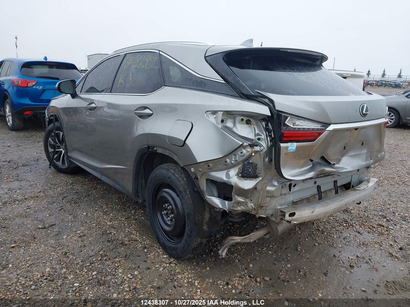 2T2HZMDA5LC242615 2020 LEXUS RX photo no. 3