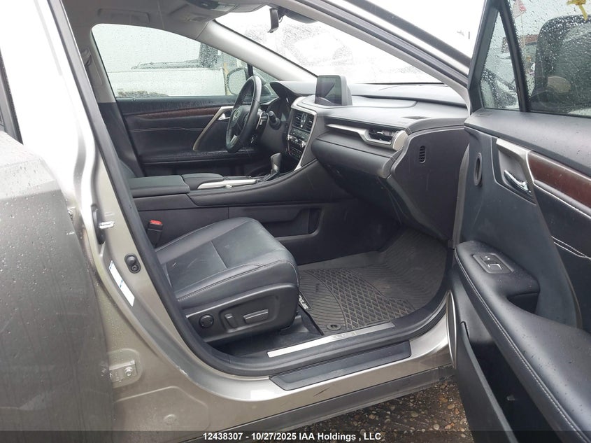 2T2HZMDA5LC242615 2020 LEXUS RX photo no. 5