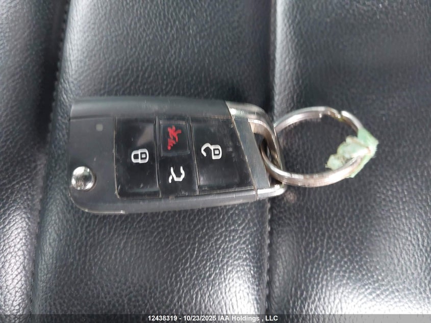 2015 Volkswagen Gti VIN: 3VWTT7AU5FM043301 Lot: 12438319