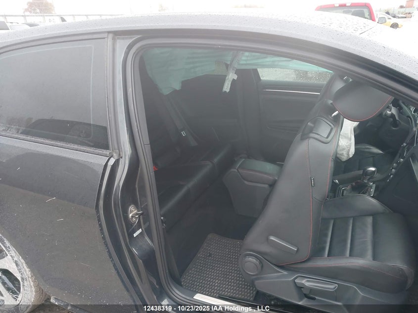 2015 Volkswagen Gti VIN: 3VWTT7AU5FM043301 Lot: 12438319