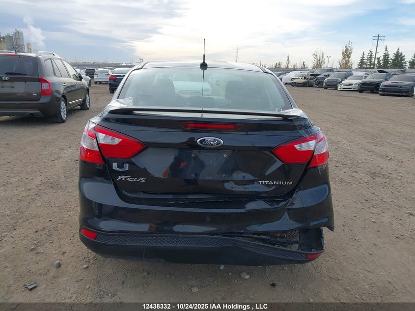 1FAHP3J25CL295878 2012 FORD FOCUS photo no. 17