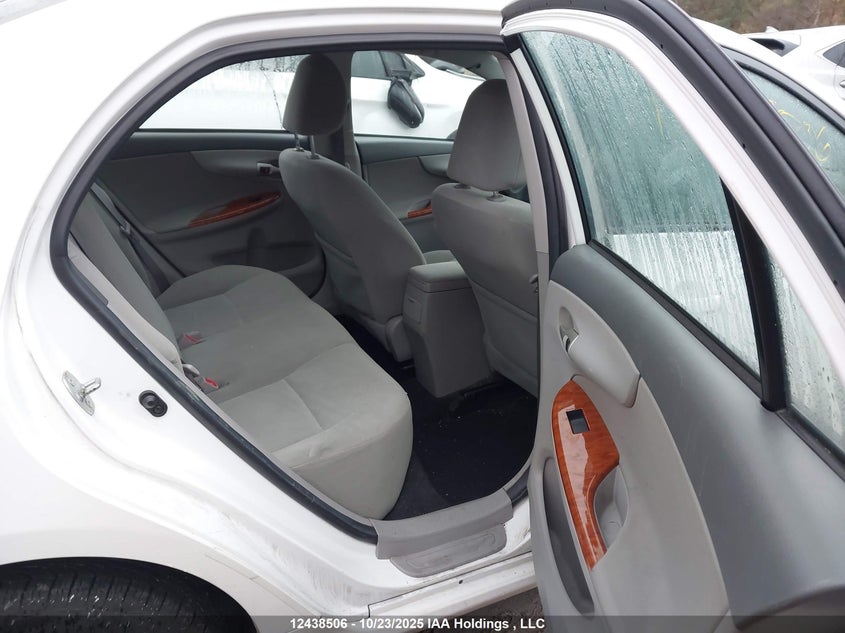 2010 Toyota Corolla Le VIN: 2T1BU4EE3AC414194 Lot: 12438506