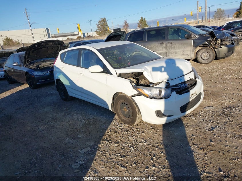 KMHCT5AE1DU130469 2013 Hyundai Accent Gls/Gs auction photo 1