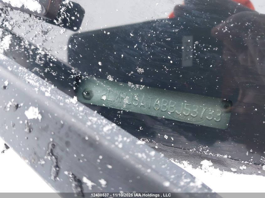 2011 Lincoln Mkt VIN: 2LMHJ5AT6BBJ53733 Lot: 12438537