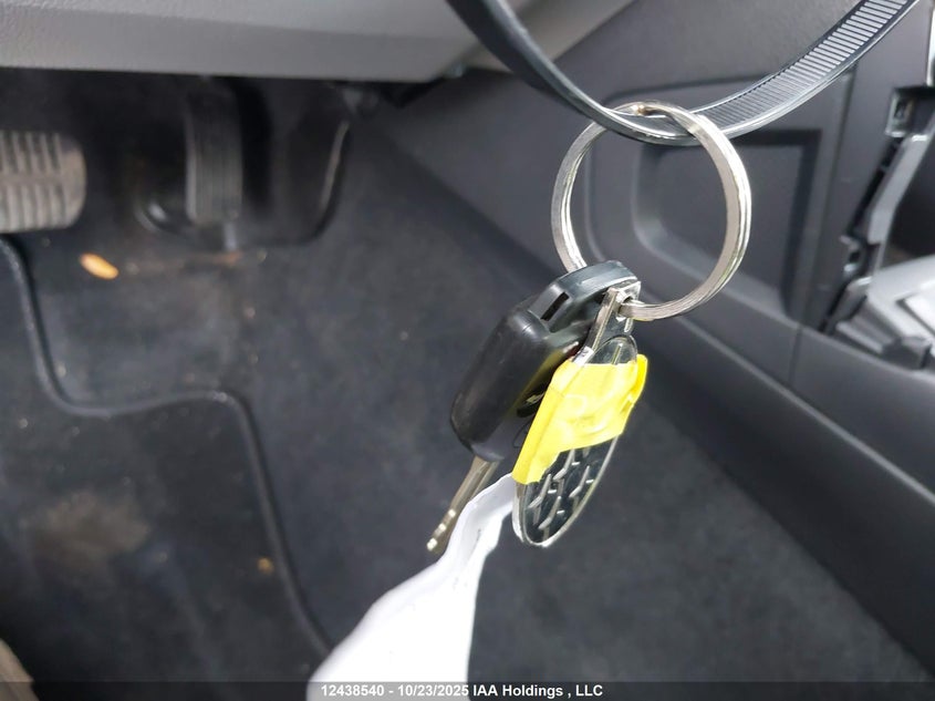 JF2SJEJC0JH592127 2018 SUBARU FORESTER photo no. 11