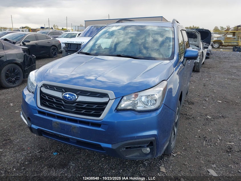 JF2SJEJC0JH592127 2018 SUBARU FORESTER photo no. 2