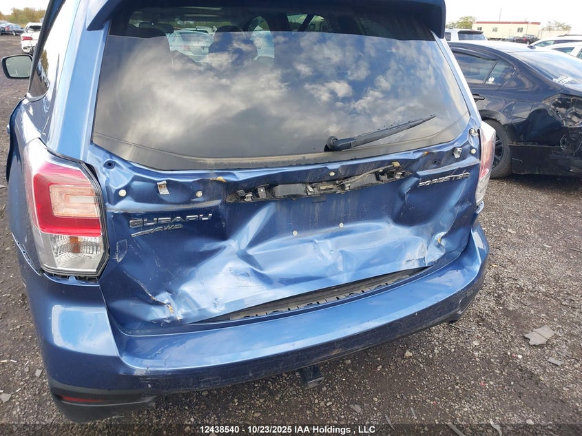 JF2SJEJC0JH592127 2018 SUBARU FORESTER photo no. 6
