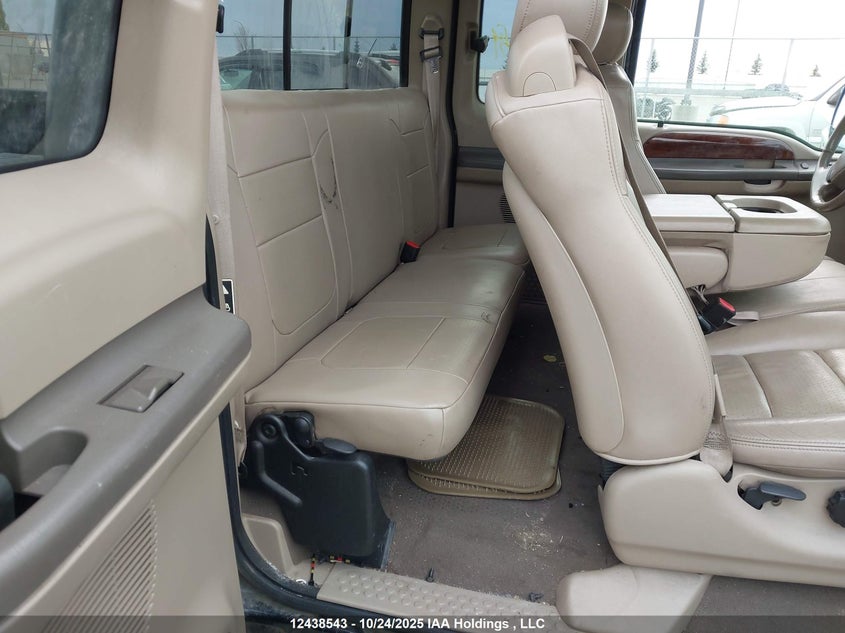 2001 Ford F-250 Lariat/Xl/Xlt VIN: 1FTNX21F31ED63932 Lot: 12438543