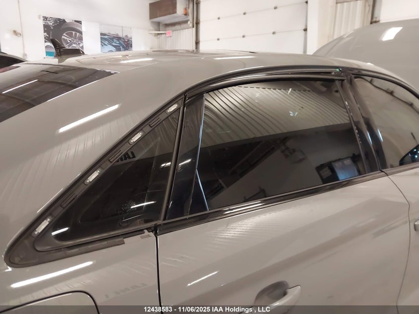 WUABWGFF8KA901452 2019 AUDI RS3 photo no. 18