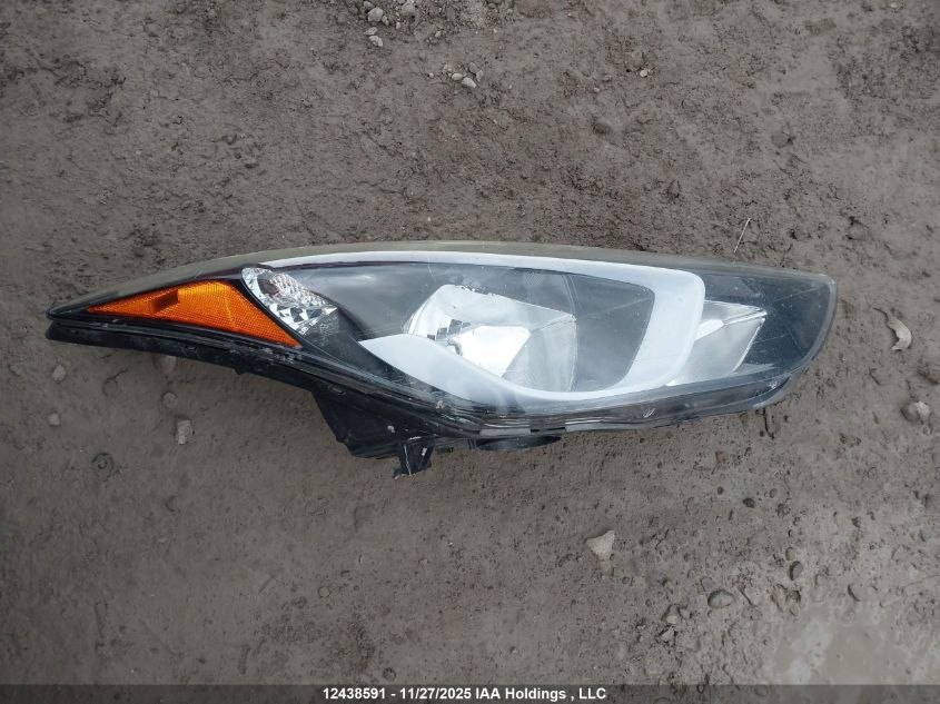 2016 Hyundai Elantra Se/Sport/Limited VIN: 5NPDH4AE1GH739838 Lot: 12438591