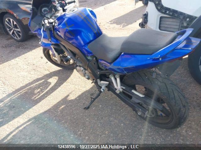 JS1GT76A352103921 2005 SUZUKI GSX-R photo no. 4