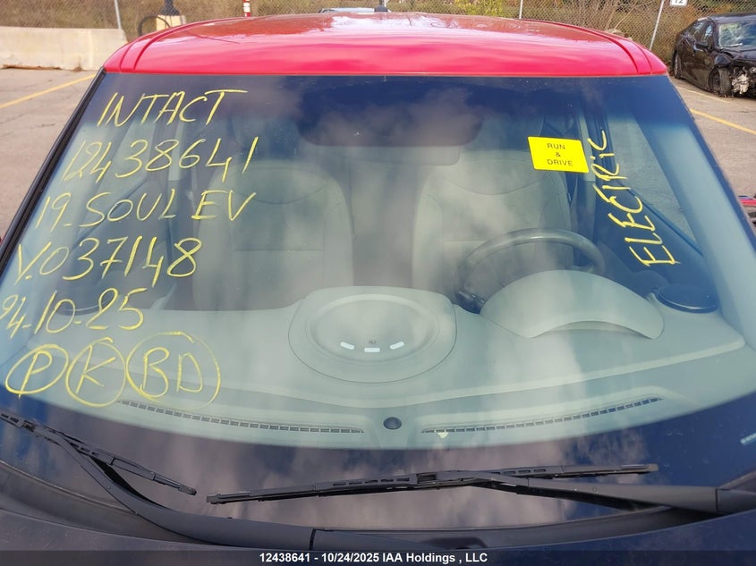 KNDJP3AE9K7037148 2019 KIA SOUL EV photo no. 18