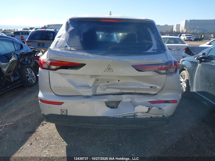 2024 Mitsubishi Outlander Es VIN: JA4J4UA84RZ612810 Lot: 12438737