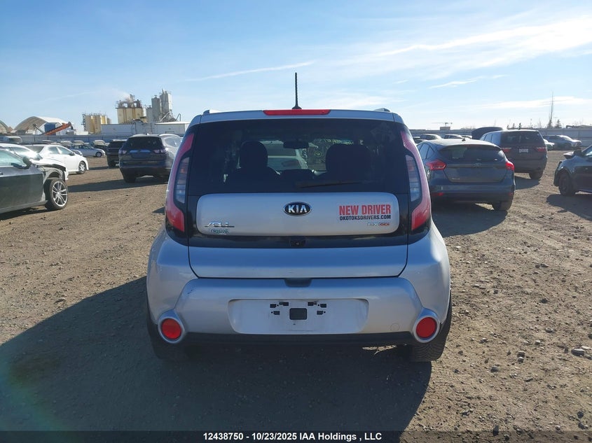 KNDJP3A52F7815750 2015 KIA SOUL photo no. 17