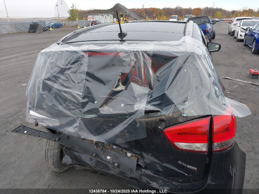 2014 Kia Rondo VIN: KNAHU8A3XE7021206 Lot: 12438784