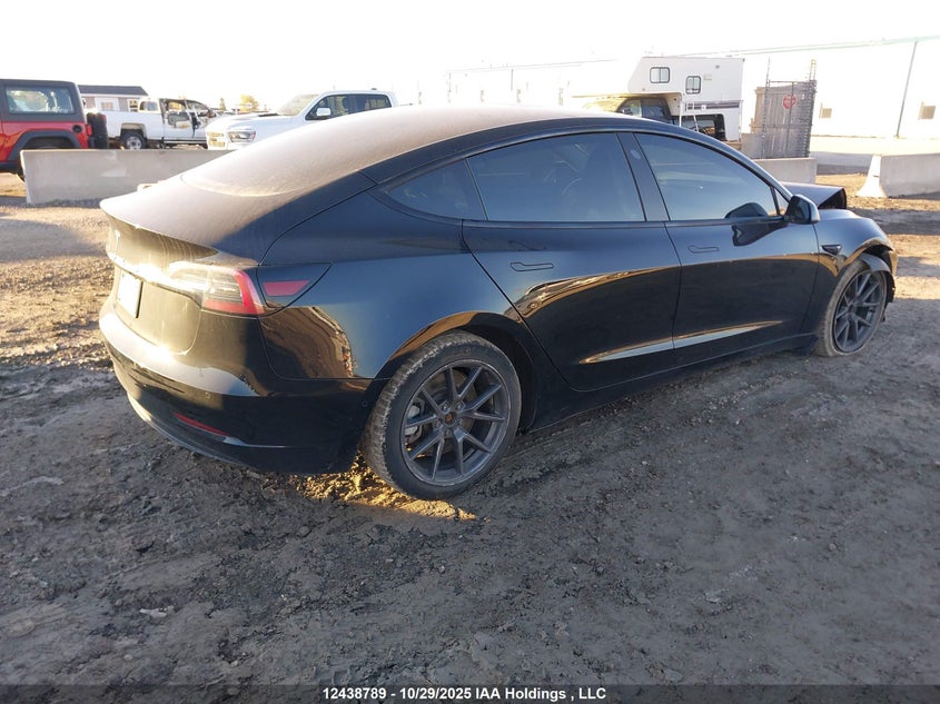 5YJ3E1EA2MF838608 2021 TESLA MODEL 3 photo no. 4