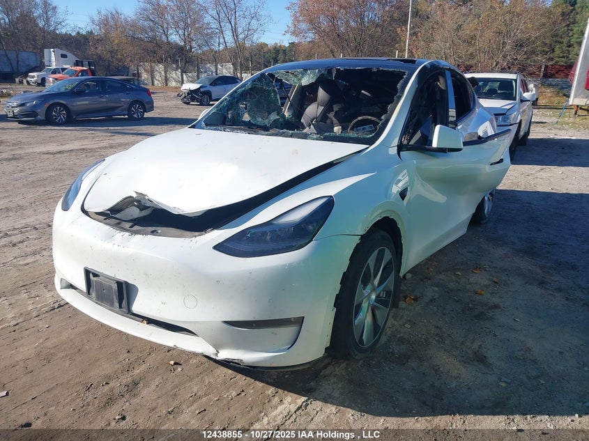7SAYGDEF7NF500073 2022 TESLA MODEL Y photo no. 2