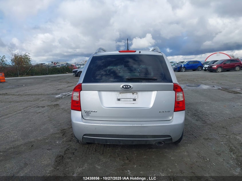 KNAHH8A65C7411254 2012 KIA RONDO photo no. 17