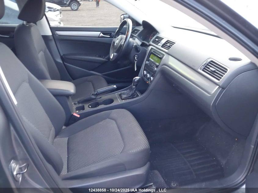 1VWAH7A32EC009042 2014 VOLKSWAGEN PASSAT photo no. 5