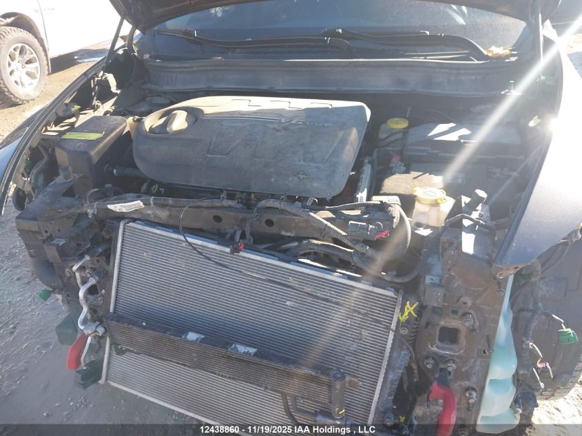 2015 Jeep Cherokee Trailhawk VIN: 1C4PJMBSXFW724253 Lot: 12438860