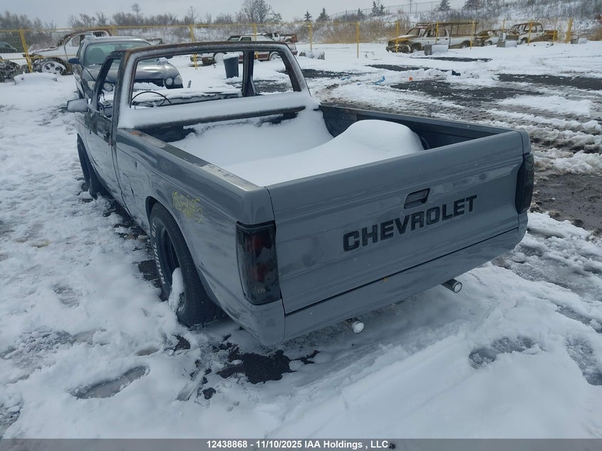 1GCCS14A2P0185095 1993 CHEVROLET S-10 PICKUP photo no. 3