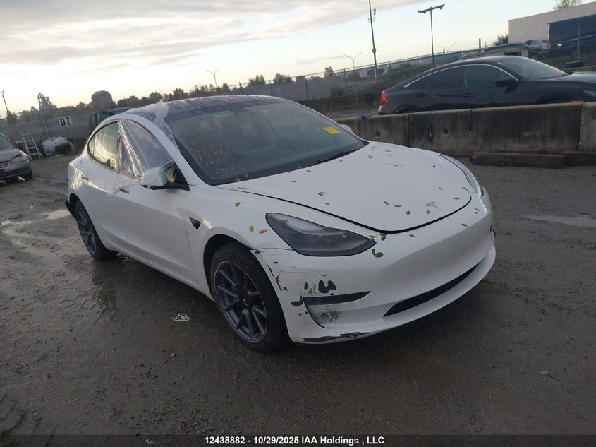 5YJ3E1EA9NF351357 2022 TESLA MODEL 3 photo no. 16