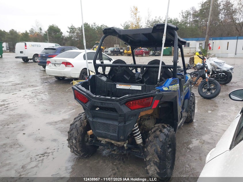 3NSVAE879HH868354 2017 POLARIS RZR photo no. 4