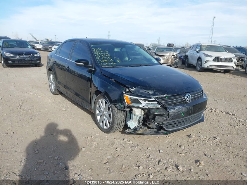 3VWLX7AJ8DM417245 2013 Volkswagen Jetta 2.5L Highline auction photo 1