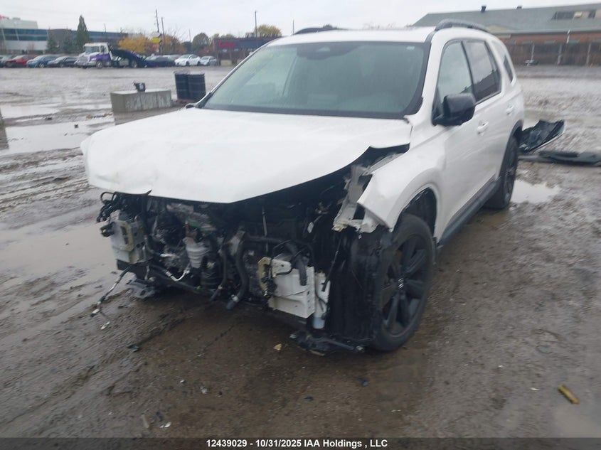 5FNYG1H88PB502829 2023 HONDA PILOT photo no. 2