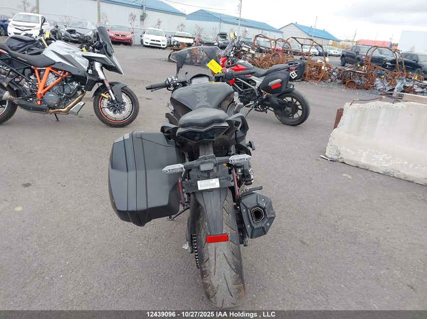 2025 Kawasaki Zx1100 J VIN: JKAZXBJ19SA000415 Lot: 12439096