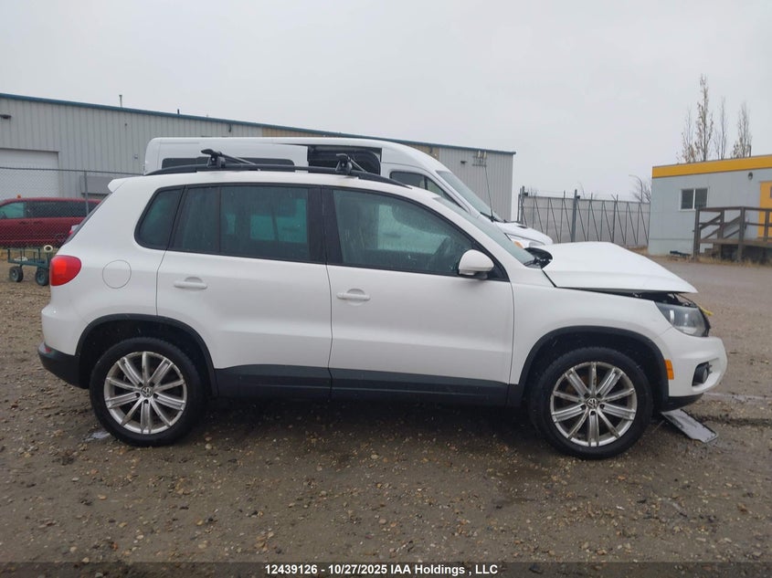 2014 Volkswagen Tiguan 2.0 Tsi VIN: WVGJV3AX4EW516526 Lot: 12439126