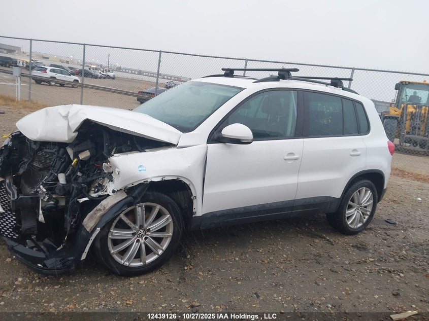 2014 Volkswagen Tiguan 2.0 Tsi VIN: WVGJV3AX4EW516526 Lot: 12439126