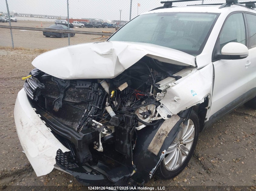 2014 Volkswagen Tiguan 2.0 Tsi VIN: WVGJV3AX4EW516526 Lot: 12439126