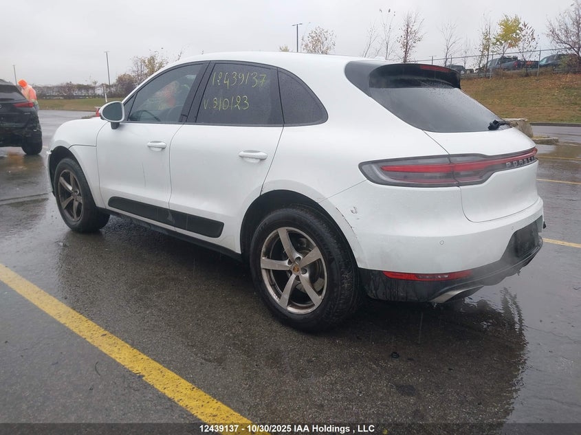 WP1AA2A52MLB10123 2021 PORSCHE MACAN photo no. 3
